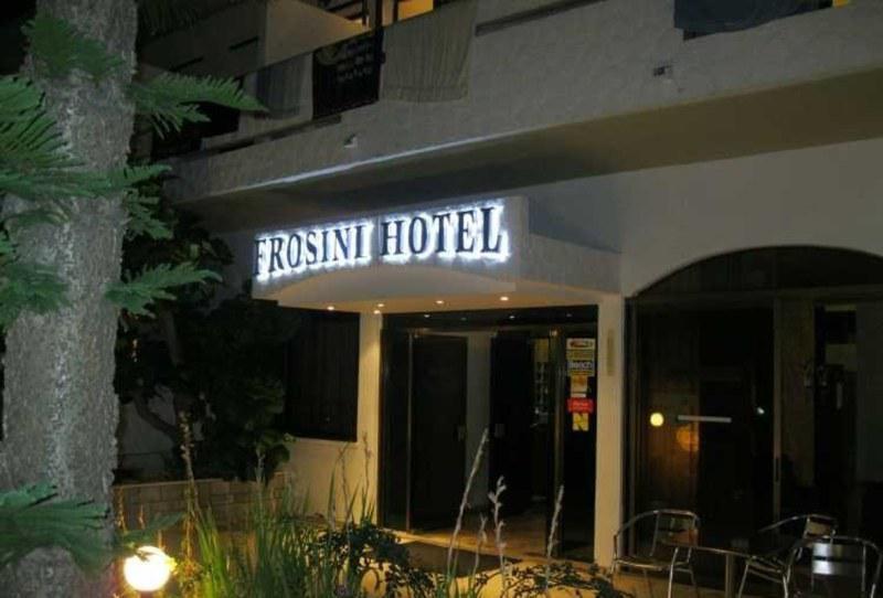 לאמפי Frosini Hotel מראה חיצוני תמונה