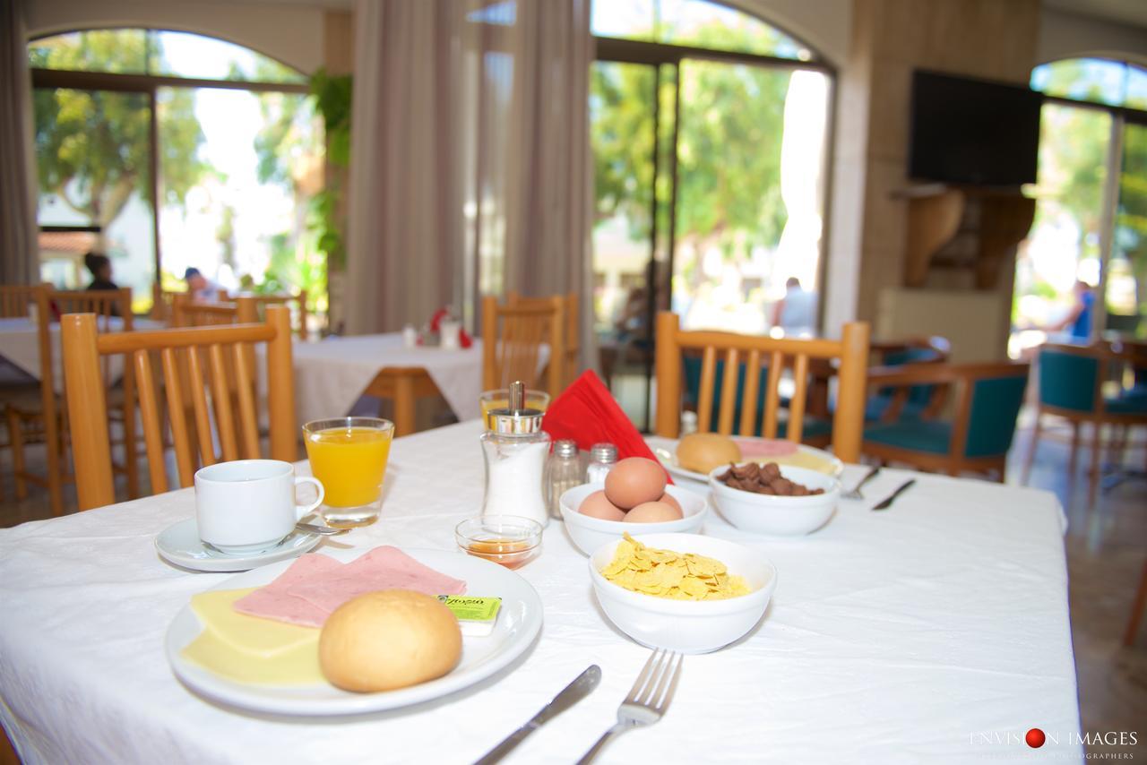 לאמפי Frosini Hotel מראה חיצוני תמונה